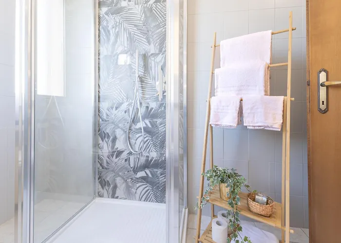 Carracci 29 דירה